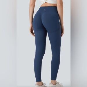 NWT Halara Flow High Waisted Butt Lifting Leggings